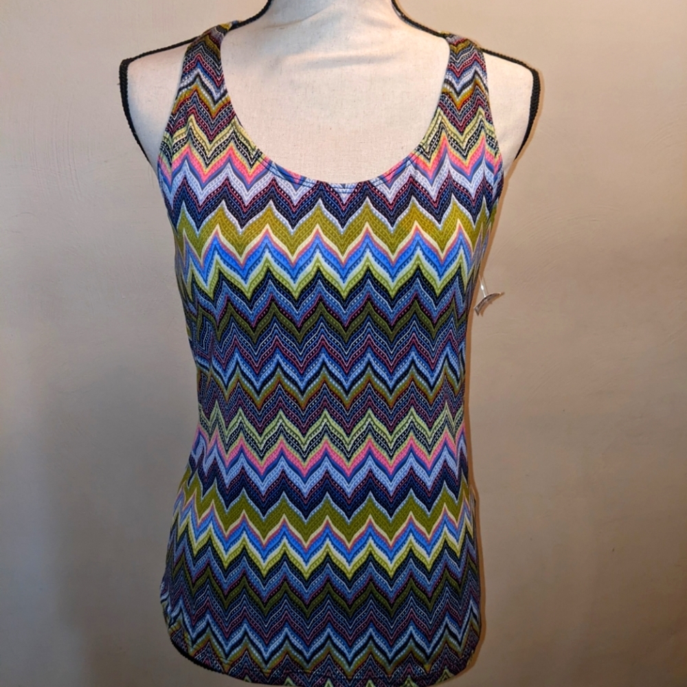 Multi color tank with shelf bra size 1X.  Peach Melba, made in the USA